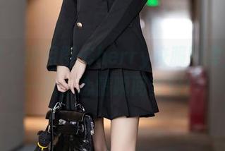 语画界 – 绯月樱-Cherry校服图库，下载一张，心情瞬间变好！