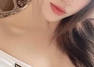 微密圈 – 直接下载雪怡妹纸的熟女身姿，感受温暖与柔软～