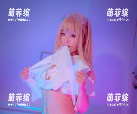 一起进入青水百合子裸足高清合集，忍不住想摸摸那细腻的肌肤。