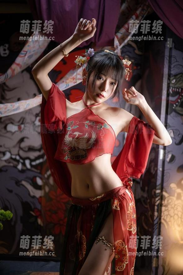 网袜收藏家必备：香草喵露露的作品，网盘下载无压力！