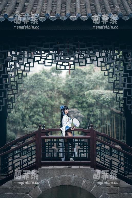 图片展现的鬼畜瑶在不在w：私拍里的比基尼幻想